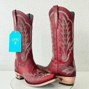 Lane Women's Red Heeled Boots (NEW IN BOX!!)